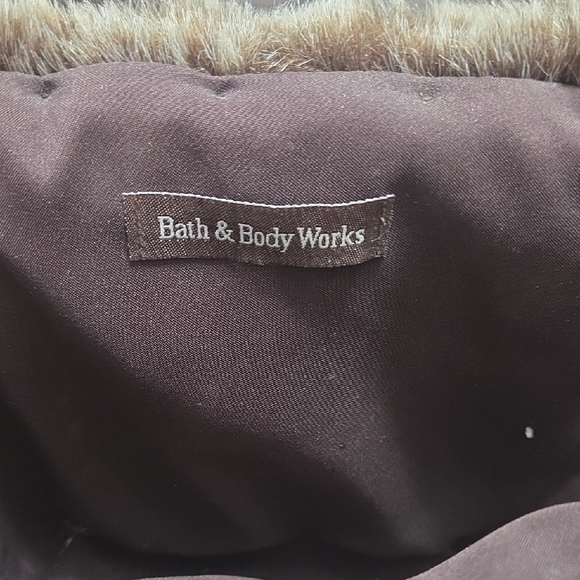 Bath & Body Works Brown Woven Tote with Faux Fur Accent - Picture 2 of 3